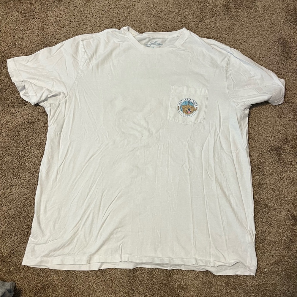 Vineyard vines tshirt size XL